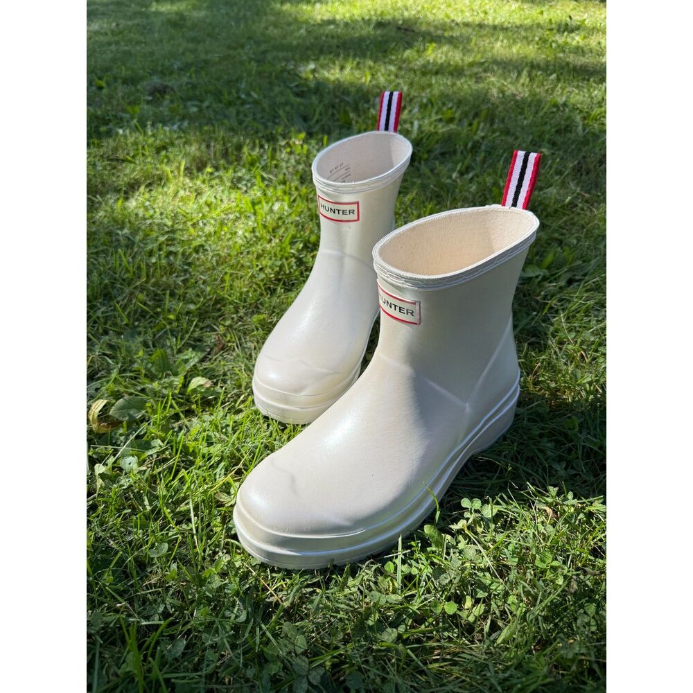 Pearlescent Hunter Play Short Boots